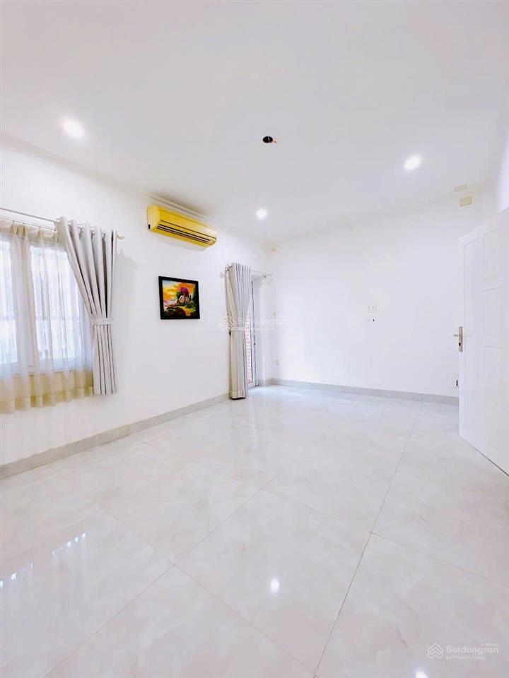 B. thự m. tiền 10 mét đường số sang xịn mịn khu cao tầng đồng bộ