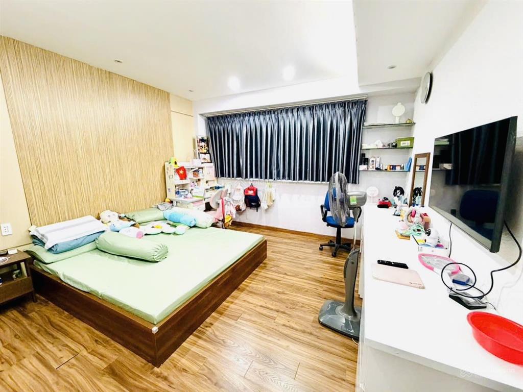 H3 sang xịn tiện ích  hoàng diệu q4  bán căn hộ chung cư h3. q4. căn góc, view siêu đẹp