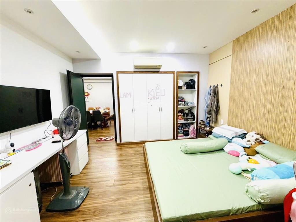 H3 sang xịn tiện ích  hoàng diệu q4  bán căn hộ chung cư h3. q4. căn góc, view siêu đẹp