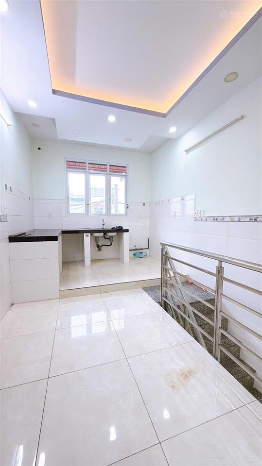 Bán kèo thơm khu dân cư ổn định hẽm sát đường xe tải 76 tôn thất thuyết p16 q4  hẽm thông