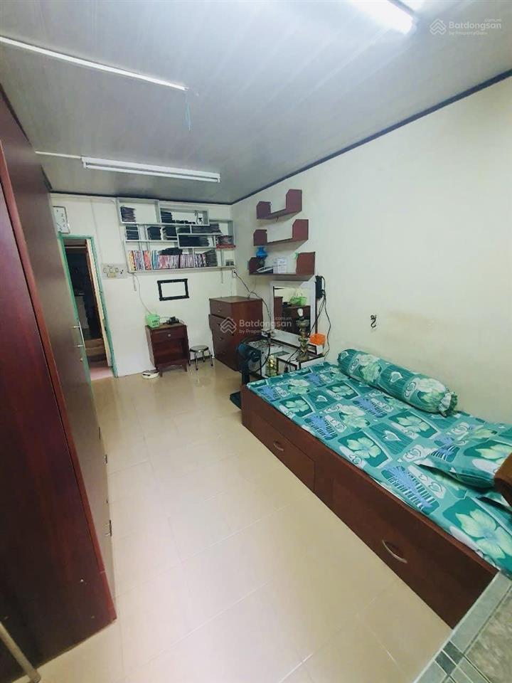 Trung tâm quận 1  kế bên bùi viện
xe hơi sát nhà  khu dân trí rất cao
phù hợp cho thuê giữ tiền