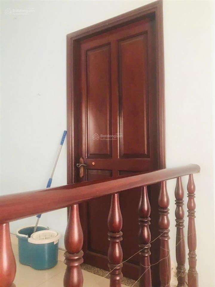 Bến vân đồn 1/ dt thực tế 105m2
gần cc goldview sang hịn sát bên q1
hẽm cực to 45 mét cách m