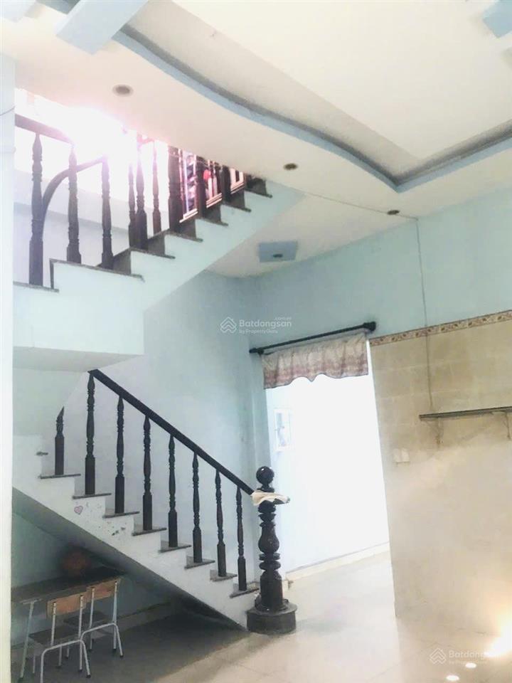 Bến vân đồn 1/ dt thực tế 105m2
gần cc goldview sang hịn sát bên q1
hẽm cực to 45 mét cách m