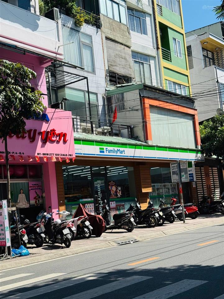 Căn hộ dịch vụ cao cấp hẽm đường
số cách mt chỉ 1 vài bước giáp ranh quận 1 kết cấu 5 tầng đúc btc