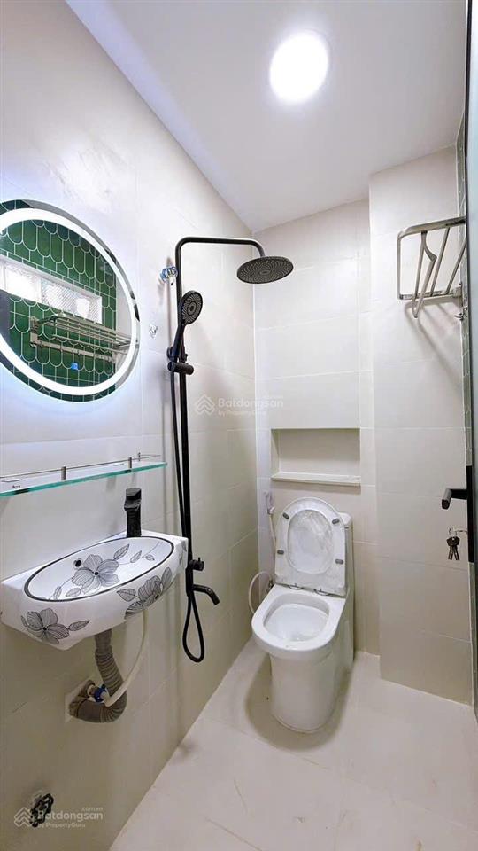Chính chủ bán nhà quận 4 hẽm cận kề hxh  qh ra nhà mặt tiền 12 m
58 tôn thất thuyết thông san