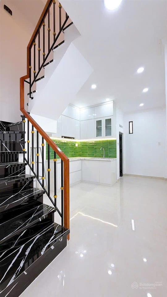 Chính chủ bán nhà quận 4 hẽm cận kề hxh  qh ra nhà mặt tiền 12 m
58 tôn thất thuyết thông san