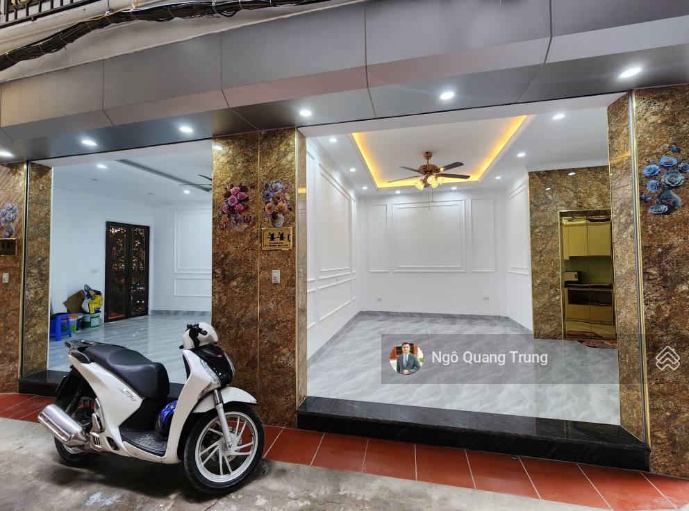 Còn duy nhất 1 căn ở pháo đài láng, đống đa, full nội thất 6 tầng thang máy về ở luôn đón tết