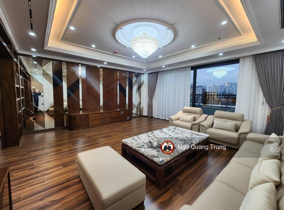 Mỹ đình có quá đẹp, ở và làm công ty, spa, trung tâm. hết nước chấm, 9 tầng, hầm có vỉa hè, ôtô