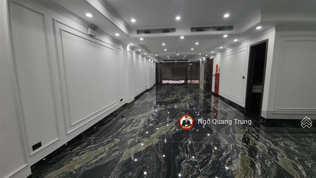 Mỹ đình có quá đẹp, ở và làm công ty, spa, trung tâm. hết nước chấm, 9 tầng, hầm có vỉa hè, ôtô
