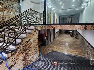 Siêu phẩm phố nguyễn hoàng, 9 tầng, hầm có vỉa hè, ô tô, vừa ở vừa làm văn phòng công ty quá đỉnh