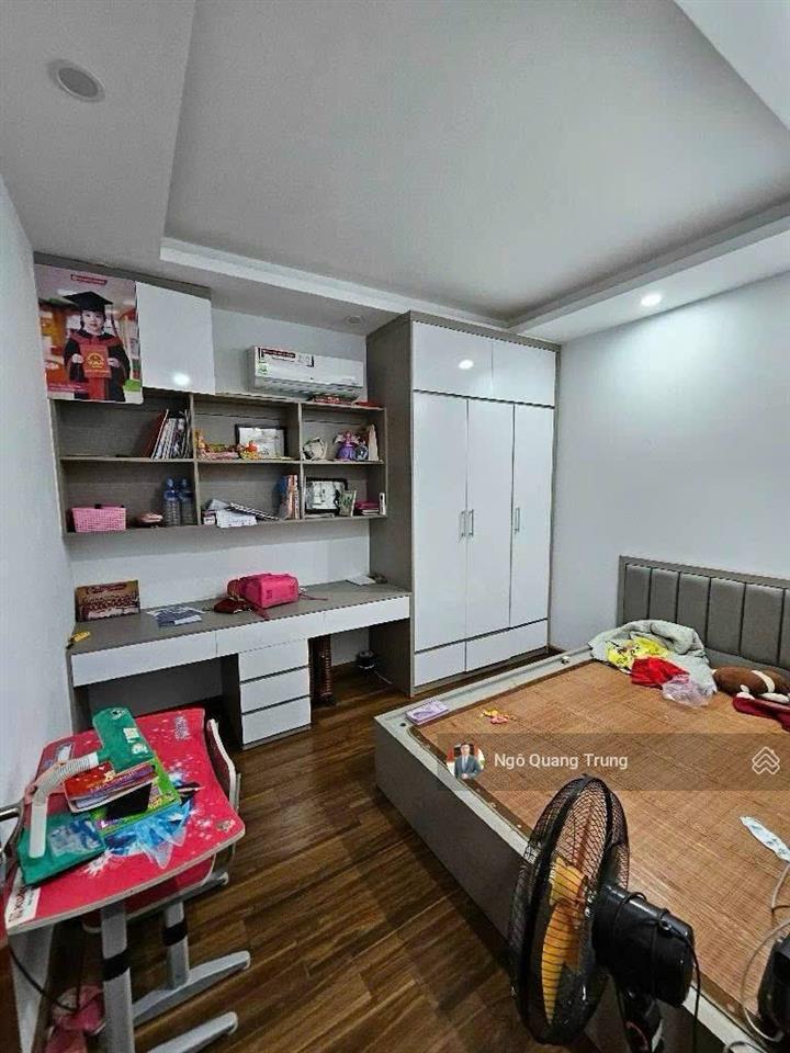 Cần tiền đại hạ giá gần 1 tỷ, bán nhanh nhà đại mỗ, ô tô đỗ cửa, khu vực đang cực kì phát triển