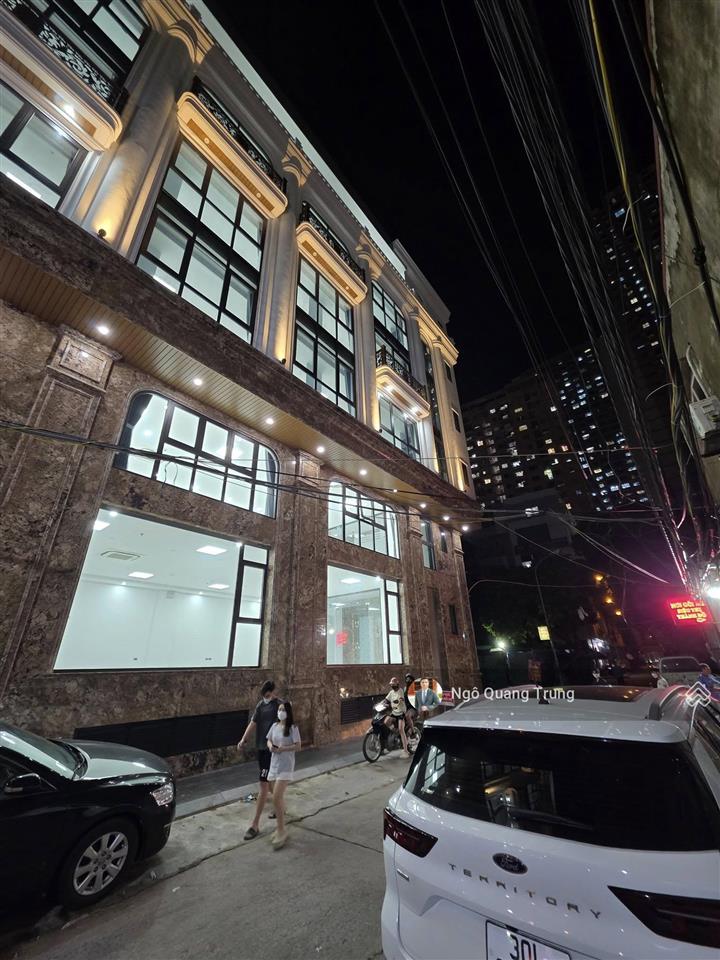 Anh em bán căn nhà mặt phố hồ tùng mậu, đã có nghiệm thu pccc và cho ngân hàng thuê 3 tầng 195tr/th