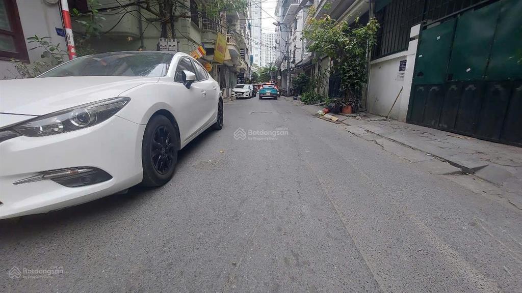 Ngon dã man, chỉ nhỉnh 300 triệu/m2, khu phân lô quan nhân, hoàng ngân, trước nhà 3 ô tô tránh