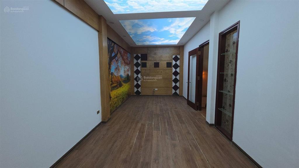 Bán nhanh nhà hồ đắc di, vị trí siêu ngon, trung tâm đống đa, khách mua về sơn sửa lại là ngon