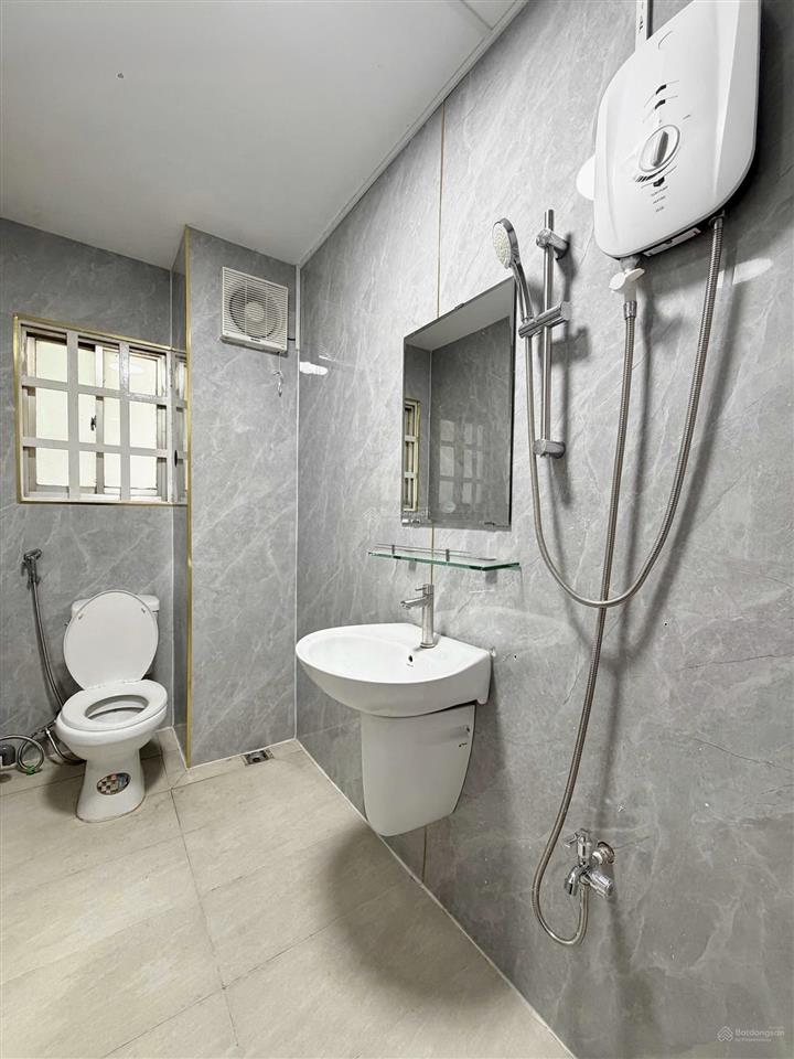 Căn hộ 1pn 40m2 ngay chợ bàn cờ gần đh hoa sen cách toà nhà viettel, chung cư hà 5p đầy đủ nội thất