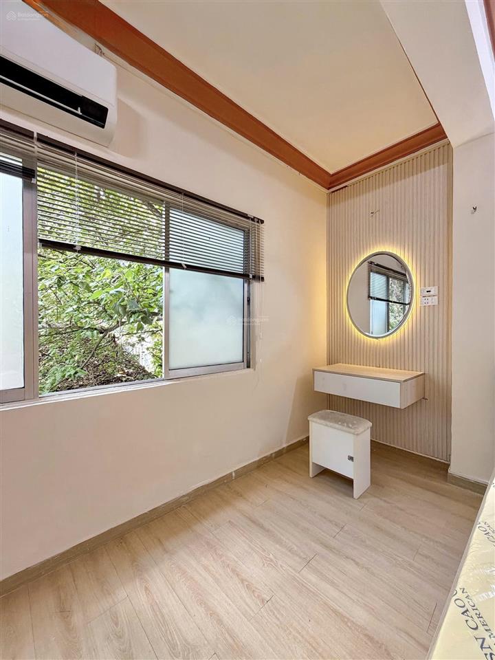 Căn hộ 1pn 40m2 ngay chợ bàn cờ gần đh hoa sen cách toà nhà viettel, chung cư hà 5p đầy đủ nội thất