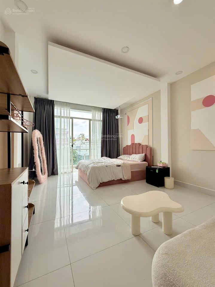 Phòng cho thuê 40m2 đường trần thiện chánh quận 10 gần vạn hạnh mall cách đại học hoa sen,huflit 2p