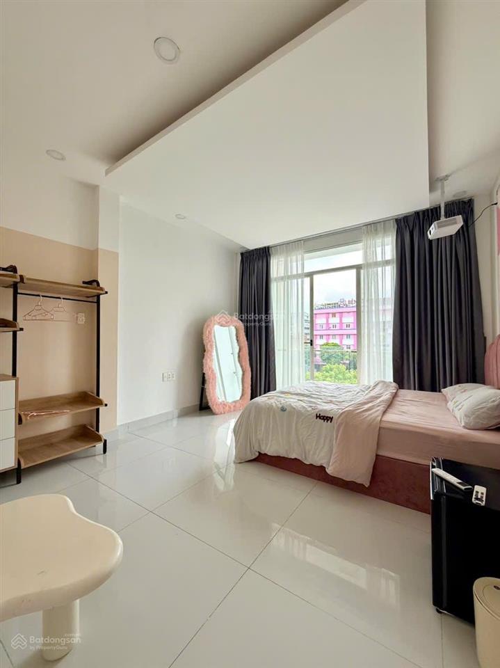 Phòng cho thuê 40m2 đường trần thiện chánh quận 10 gần vạn hạnh mall cách đại học hoa sen,huflit 2p