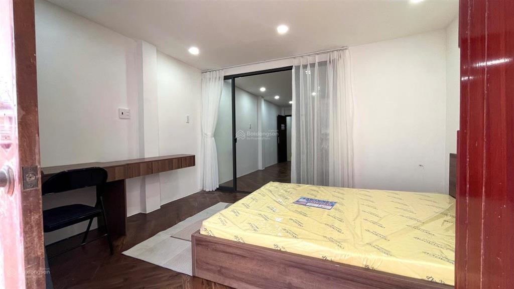 Phòng đường ba tháng hai quận 10 gần chung cư hà đô cách đại học kinh tế, hoa sen, huflit chỉ 2phút