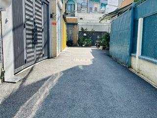 Hàng ngonô tô 7 chổ vào nhà43m2 (4x11)3 tầng, 4 pn, 3 wctặng nội thấtnguyễn văn khối6.x tỏi