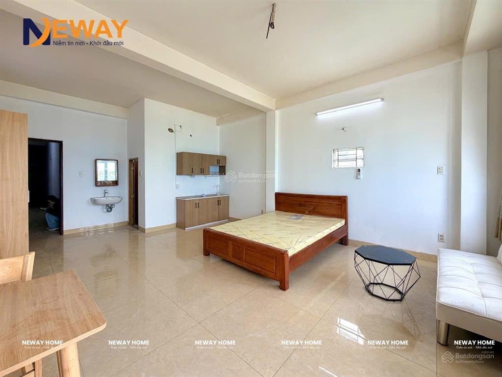 Căn hộ dịch vụ  ban công  đầy đủ tiện nghi  ngay aeon tân phú