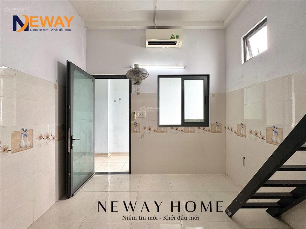 Phòng trọ giá rẻ  an ninh  thang máy  ngay ngã tư bốn xã  cạnh đầm sen  tiện qua đh văn hiến