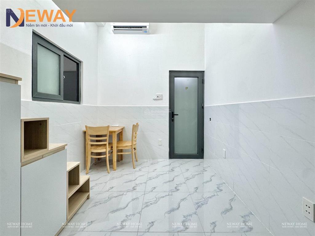 Căn hộ duplex cửa sổ thoáng  full nội thất  ngay gần luỹ bán bích  đh văn hiến  đh hồng bàng