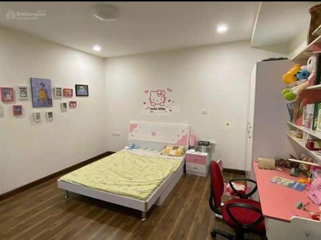 Bán căn hộ 3pn đẹp thoáng, view nội khu 9,8 tỷ