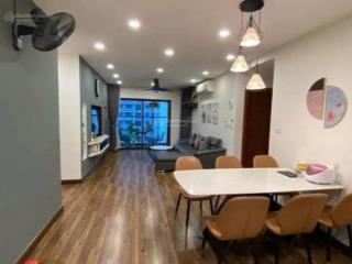 Bán căn hộ 3pn đẹp thoáng, view nội khu 9,8 tỷ