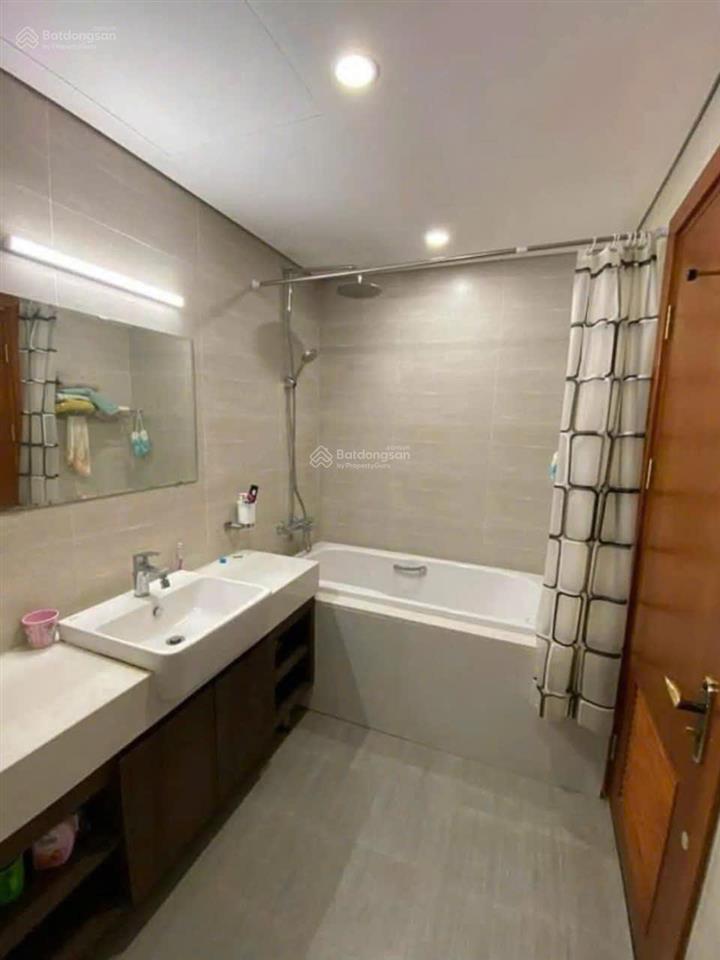 Bán căn hộ 3pn đẹp thoáng, view nội khu 9,8 tỷ