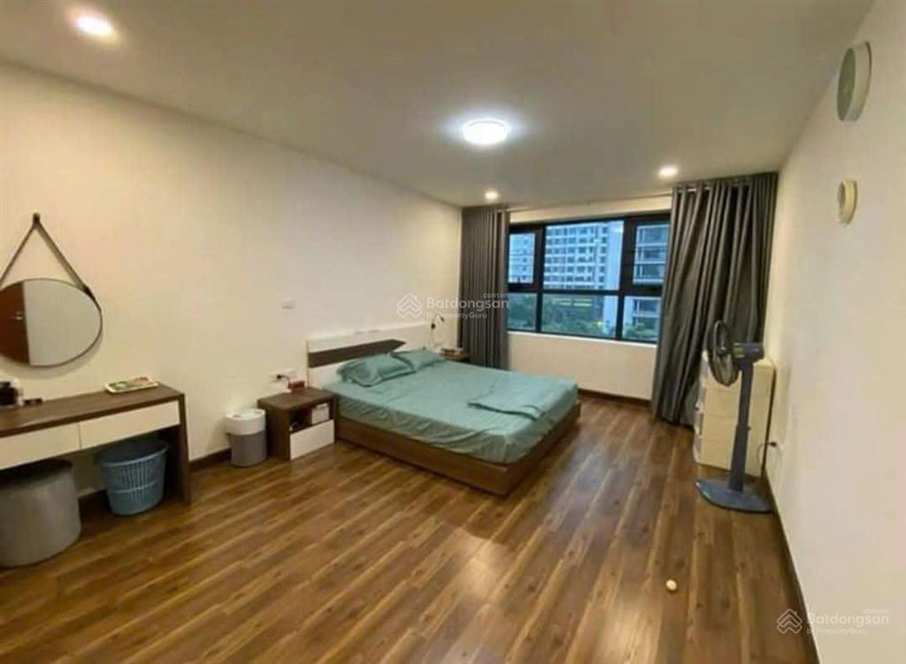 Bán căn hộ 3pn đẹp thoáng, view nội khu 9,8 tỷ