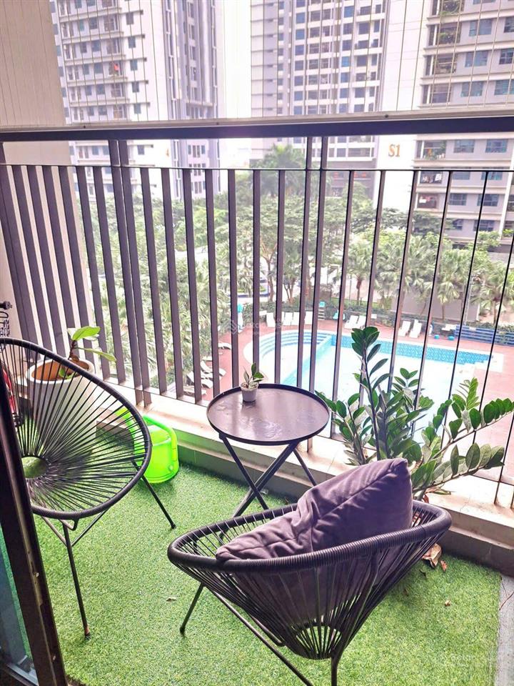 Bán căn hộ 3pn đẹp thoáng, view nội khu 9,8 tỷ