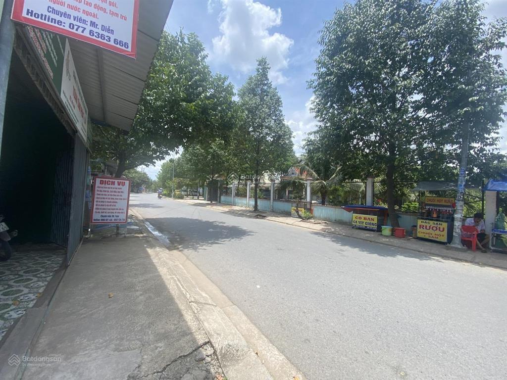 Lô đất thổ cư 90m2 sát bên tthc công xã mỹ hạnh nam