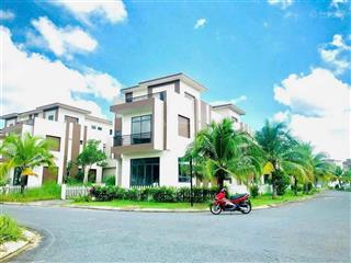 Căn góc biệt thự 2 mặt tiền.dt12x14(sổ hồng hoàn công)giá 4tỷ750(full giá)ngân hàng hỗ trợ vay 70%