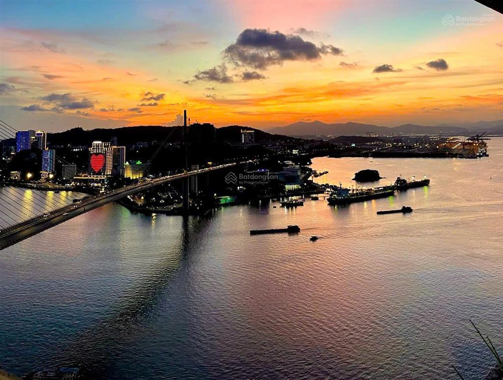 Cho thuê căn hộ 2 ngủ 1 vs hạ long  hòn gai