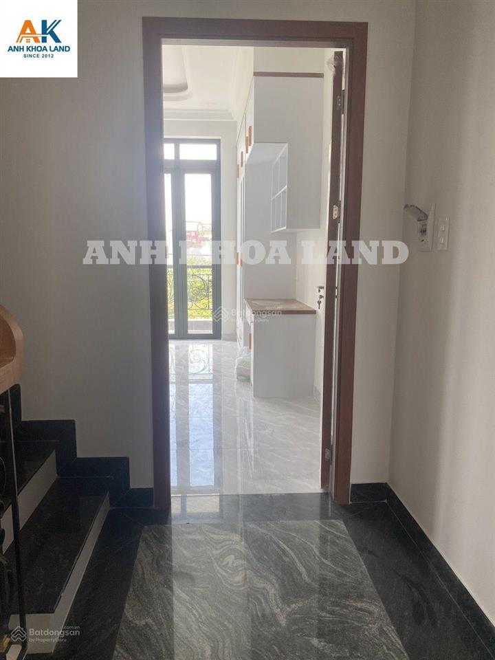 Bán gấp nhà 3 tầng + tum đường 11 trường thọ  76.2m2  hẻm ô tô