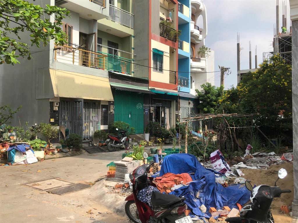 Bán gấp nhà 3 tầng + tum đường 11 trường thọ  76.2m2  hẻm ô tô