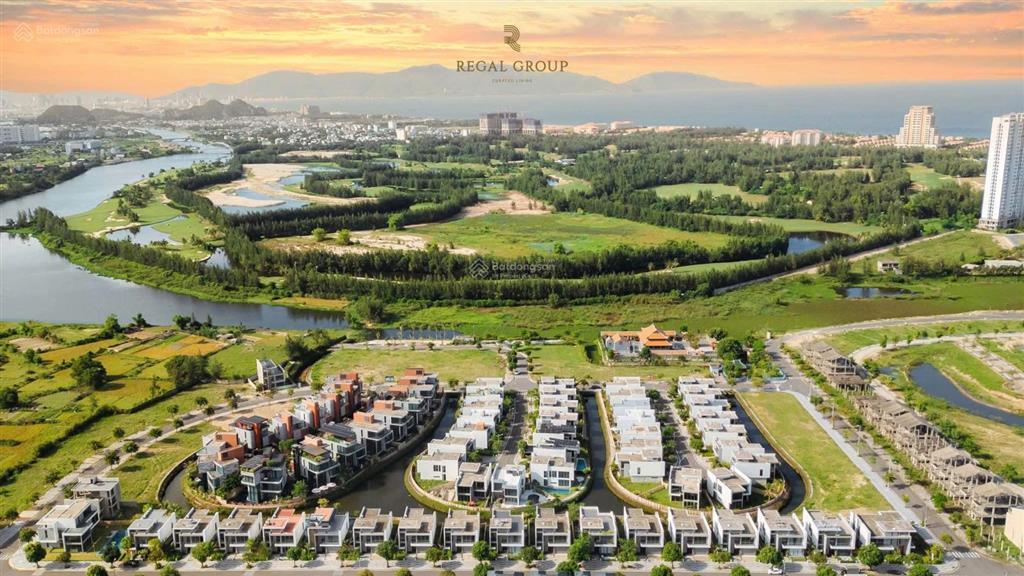 Biệt thự siêu rộng , siêu đẹp  view sông cổ cò cạnh 2 sân golf lớn  cho thuê 160 triêu/tháng.