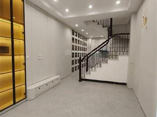 Kim giang gần cầu lủ, dt 36m lô góc thoáng, dân xây kiên cố, ngõ rộng thênh thang, chỉ 7.4 tỷ.