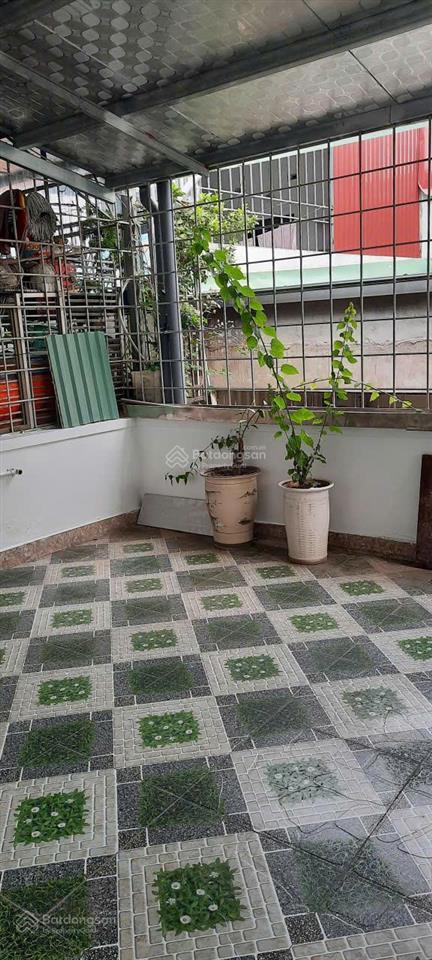 Bán hoặc cho thuê nhà trong ngõ phố đỗ nhuận 193 văn cao