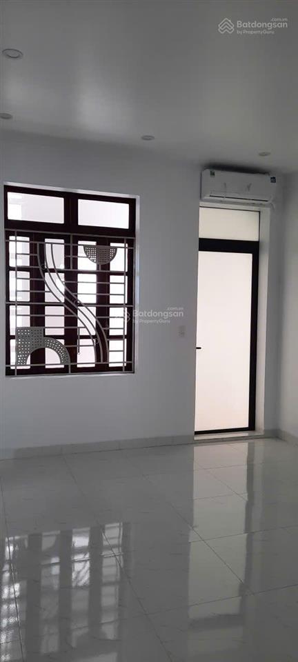 Bán hoặc cho thuê nhà trong ngõ phố đỗ nhuận 193 văn cao