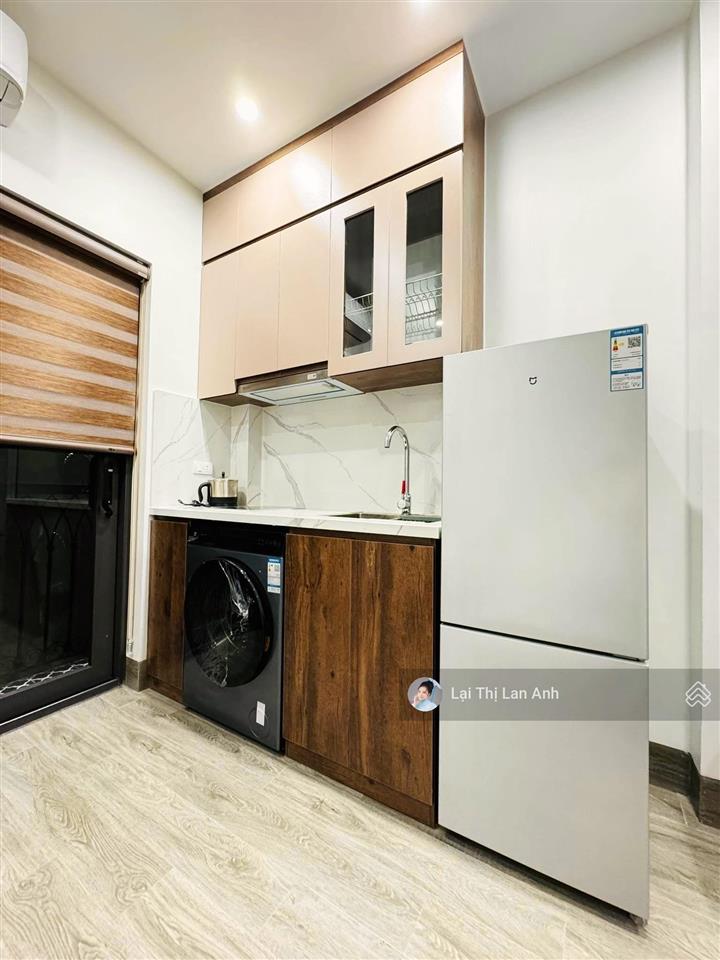 Tòa nhà dòng tiền chùa láng, gần đh ngoại thương, 10m ra ô tô tránh, 18pkk, dt 1.2 tỷ/năm, 85m2*7t