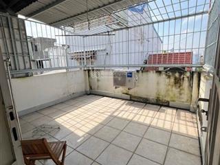 Nhà ngay công viên siêu mát và đẹp