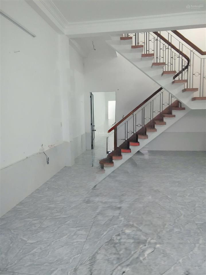 Bán đất tặng nhà hxh emart phan huy ích. gò vấp, sát trường chinh  10p tới tân sơn nhất tb quận 3