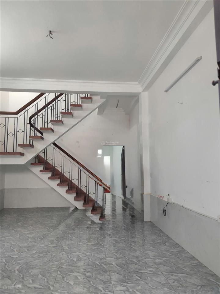 Bán đất tặng nhà hxh emart phan huy ích. gò vấp, sát trường chinh  10p tới tân sơn nhất tb quận 3