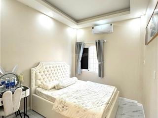 M xe hơi đỗ cửa phan đình phùng p.1 phú nhuận nhà mới 4 tầng 4pn chỉ 8.9 tỷ  43m2