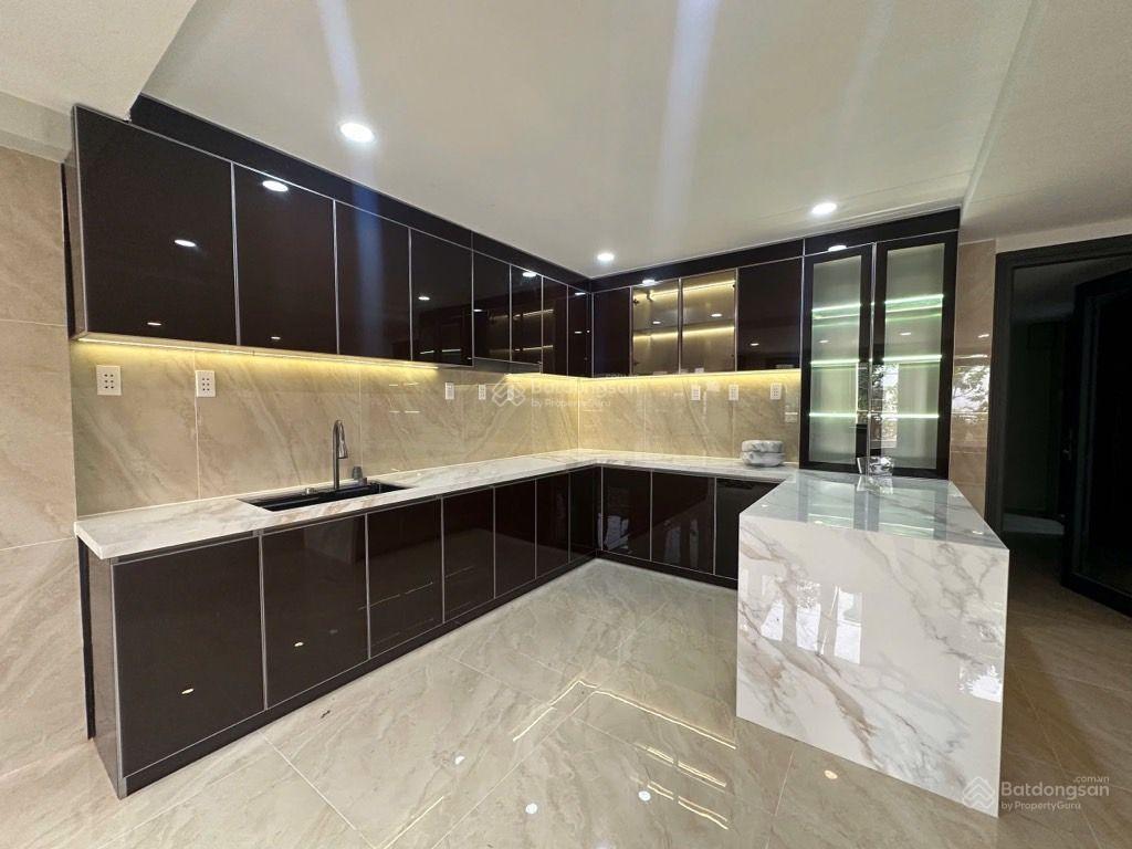 Nhà đẹp tt quận5 tiện nghi bao vây