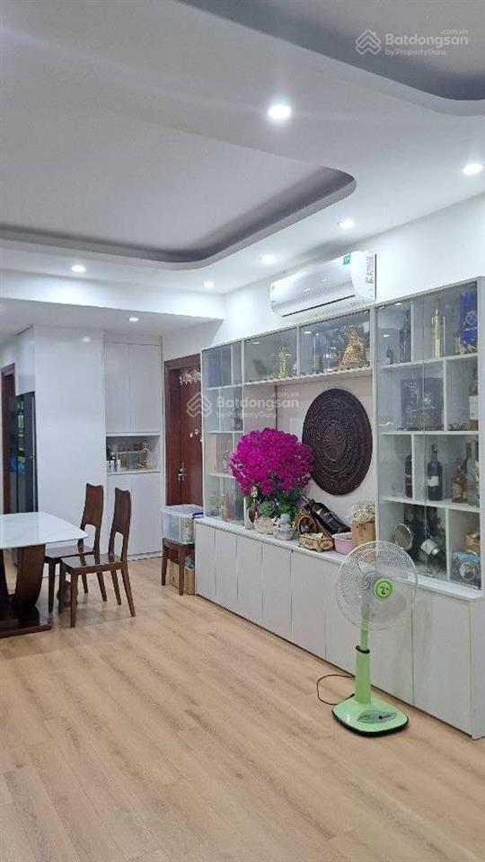 **căn hộ 3pn rộng thoáng  full ánh sáng tự nhiên  khu trung tâm xa la hà đông, quanh 6 tỷ**