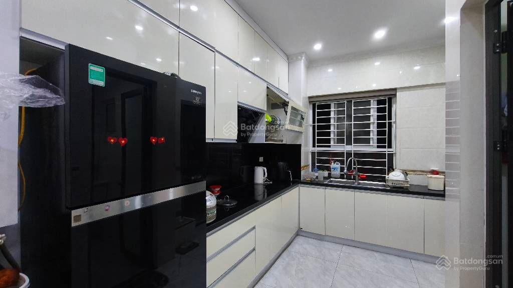 Bán căn hộ nam xa la 83m2  3 ngủ  view thoáng  hướng đông nam mát mẻ  tặng 80% nội thất đẹp