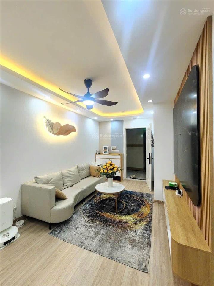 Sở hữu căn hộ 2pn, 2wc view hồ linh đàm thoáng mát, giá chỉ 2,2 tỷ